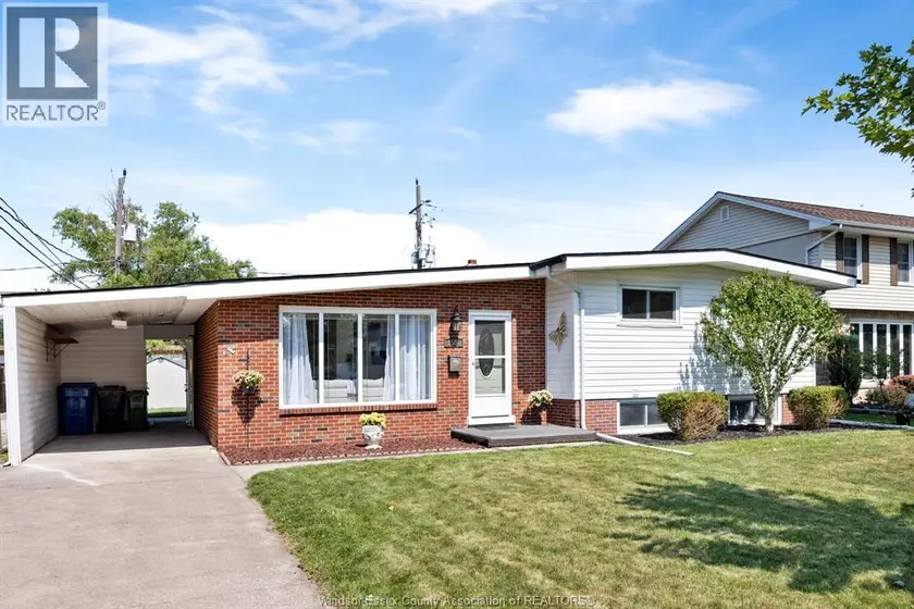 Detached at 1507 ST. GABRIEL, Windsor