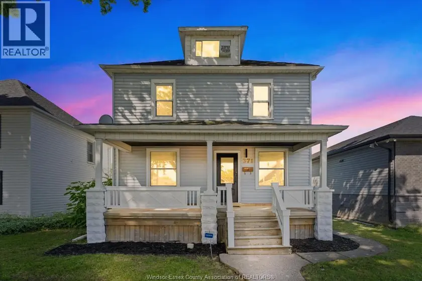 Detached at 371 Curry, Windsor