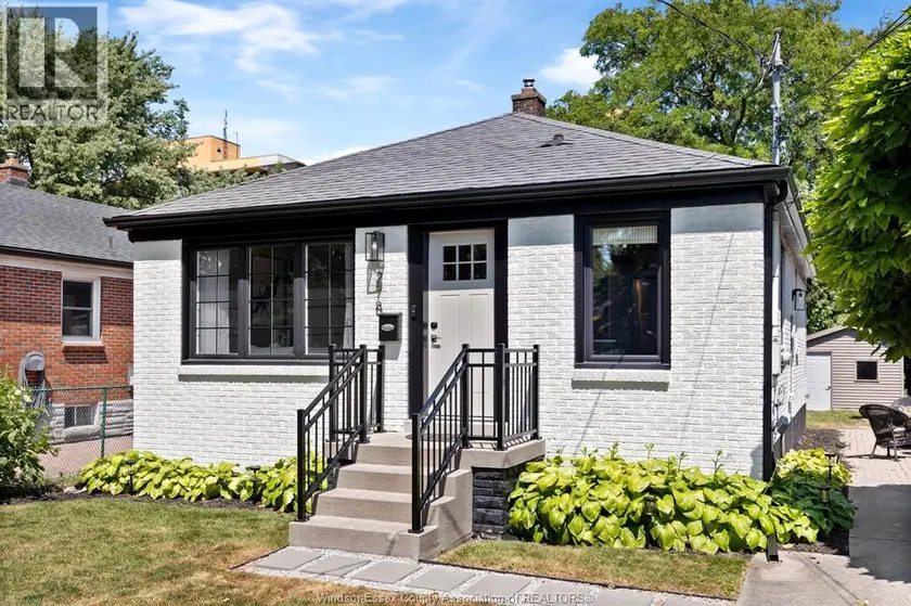 Detached at 278 ST. PAUL AVENUE, Windsor