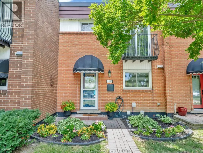 Townhouse at 1805 EAST GATE ESTATES, Windsor