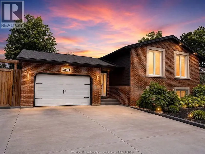 Detached at 288 RAMBLEWOOD DRIVE, LaSalle