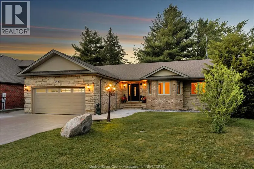 Detached at 1160 JILLIAN, Lakeshore