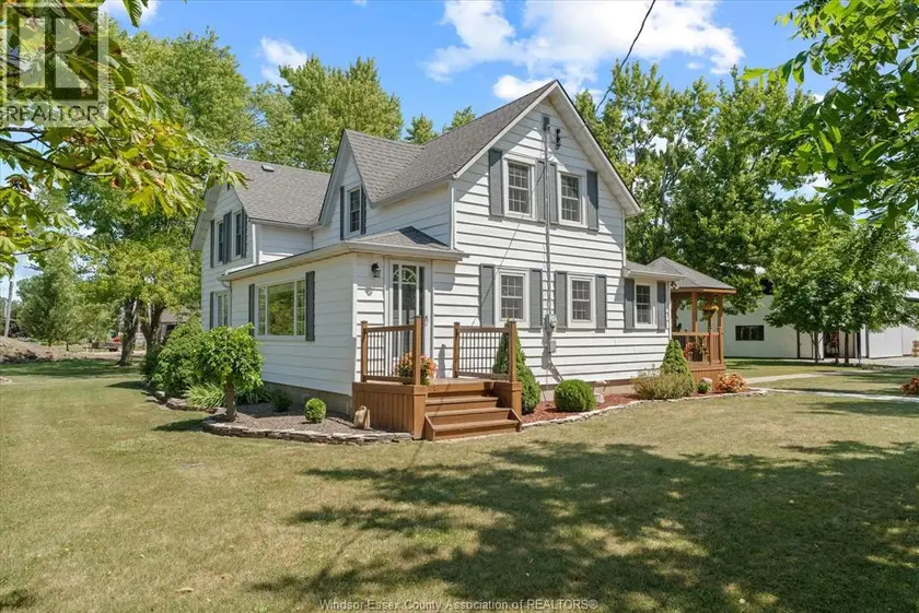 Detached at 768 WEST BELLE RIVER ROAD, Lakeshore