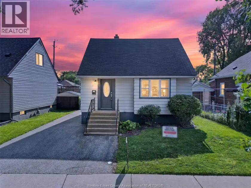 Detached at 1953 FRANCOIS ROAD, Windsor