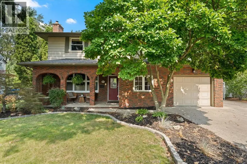 Detached at 4060 KENNEDY DRIVE, Windsor