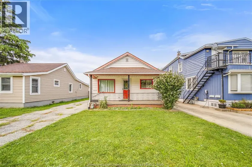 Detached at 2669 PARENT AVENUE, Windsor