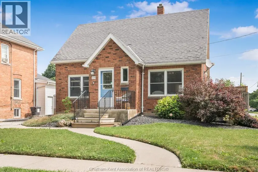 Detached at 115 URSULINE AVENUE, Chatham