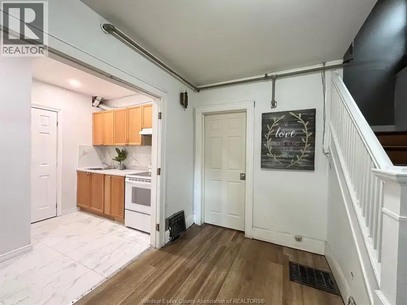 Detached at 410 RANKIN AVENUE, Windsor