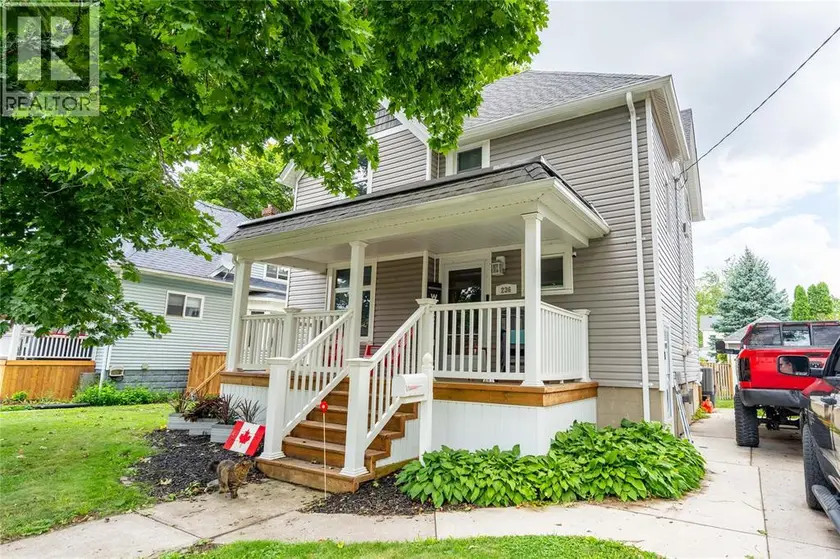 Detached at 236 BROCK STREET South, Sarnia