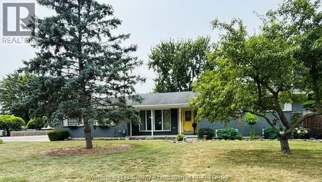 Detached at 8285 MALDEN ROAD, LaSalle