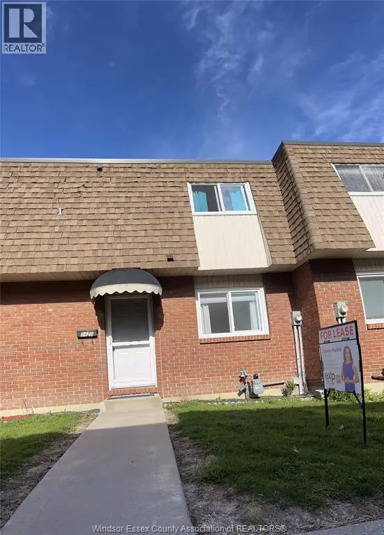 Townhouse at 5420 Lassaline Unit# 26, Windsor