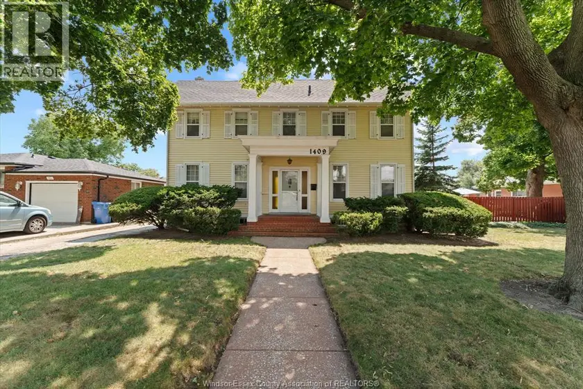Detached at 1409 GRANVILLE CRESCENT, Windsor