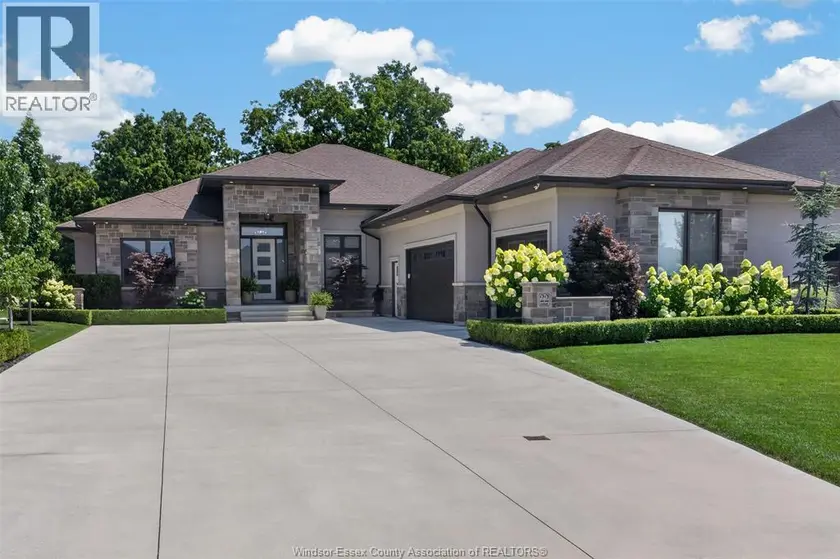 Detached at 22 Emily AVENUE, Kingsville