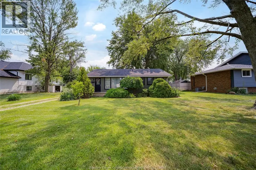 Detached at 350 BOUFFARD, LaSalle