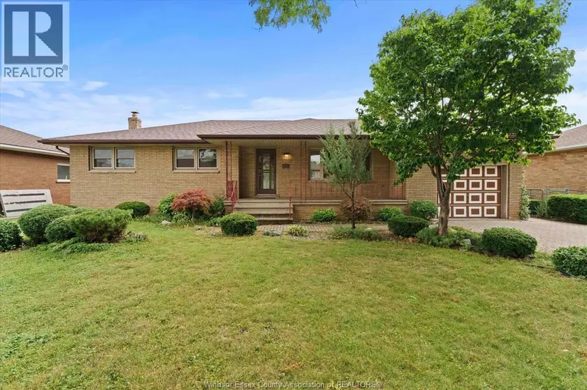 Detached at 1782 RANDOLPH AVENUE, Windsor