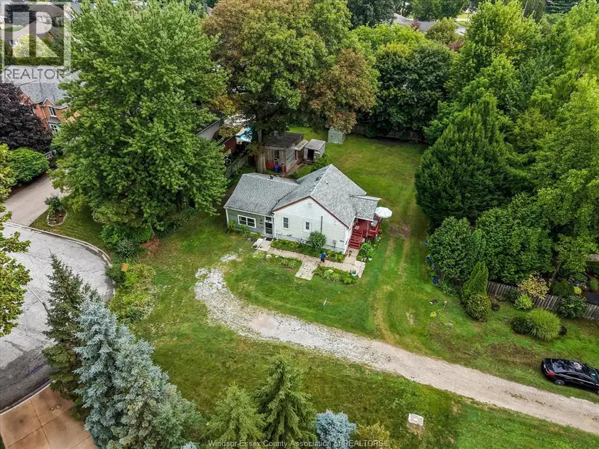 Detached at 7035 MATCHETTE ROAD, LaSalle