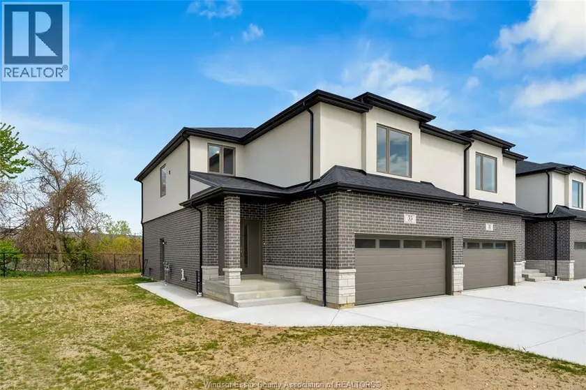 Townhouse at 33 EAGLE, Leamington