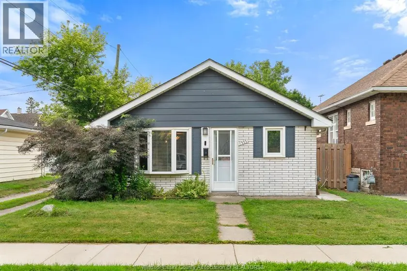 Detached at 1555 ADANAC AVENUE, Windsor