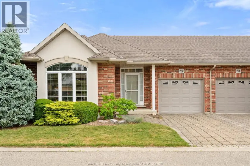 Townhouse at 15 OAKGROVE LANE