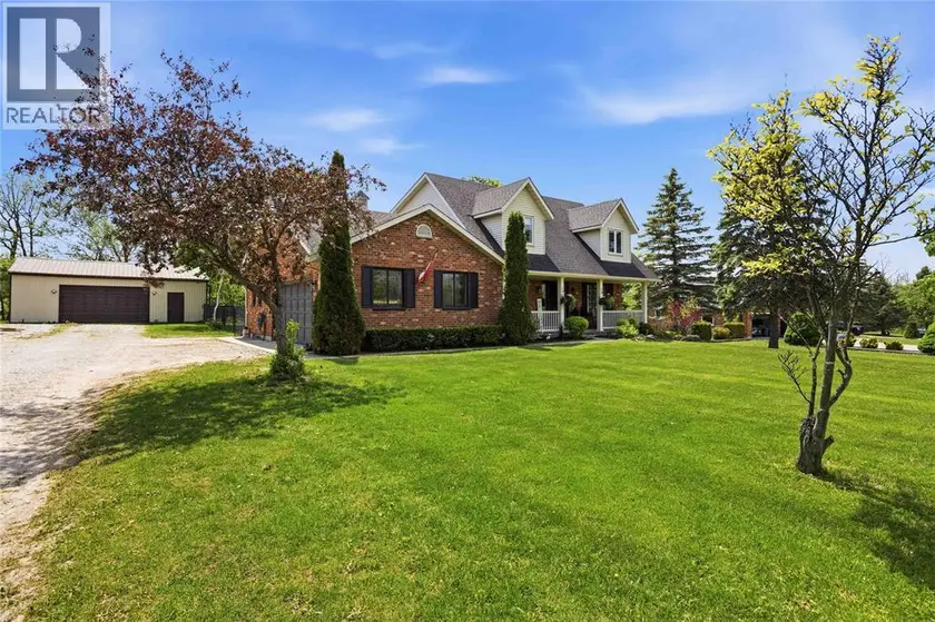 Detached at 167 MOORE LINE, Moore Township