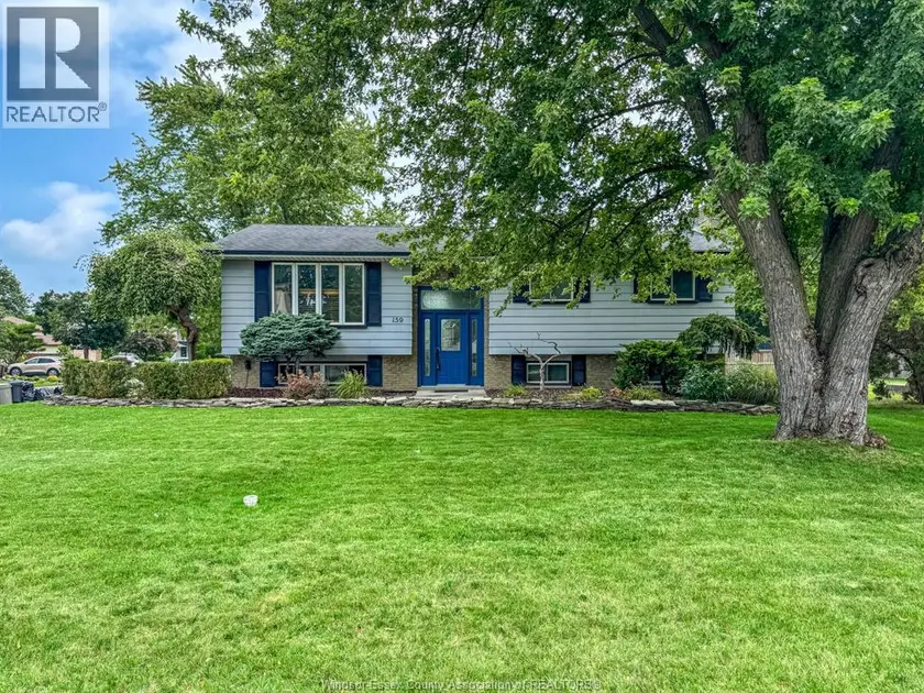 Detached at 159 DUCHARME, Lakeshore