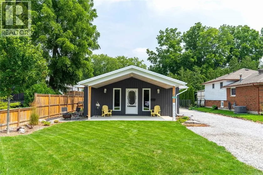 Detached at 6822 EVERGREEN LANE, Plympton-Wyoming