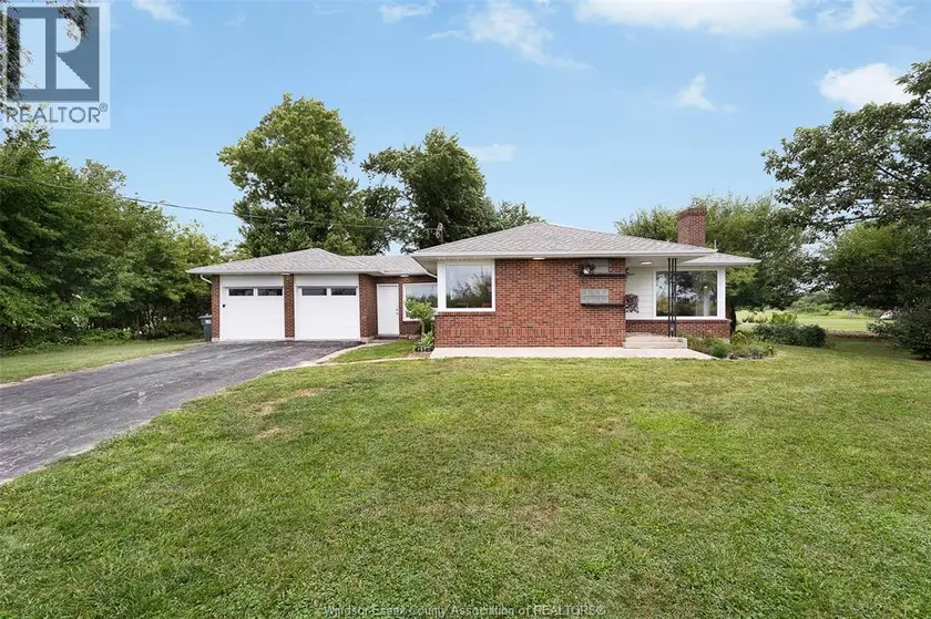 Detached at 9280 SERVICE ROAD, Maidstone