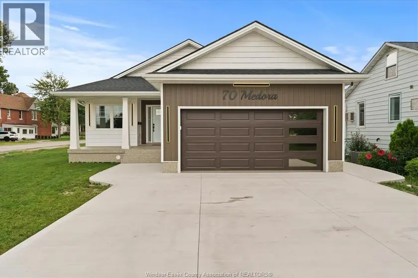 Detached at 70 MEDORA AVENUE East, Essex