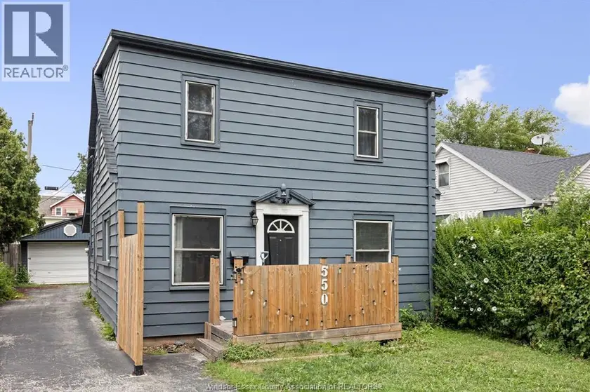 Detached at 550 CAPITOL, Windsor