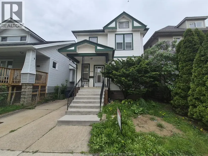 Detached at 238 BELLEVIEW AVENUE, Windsor