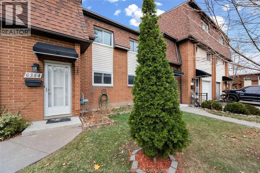 Townhouse at 6384 THORNBERRY CRESCENT