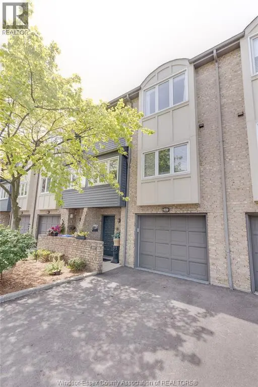 Townhouse at 3917 RIVERSIDE East Unit# 9-3917, Windsor