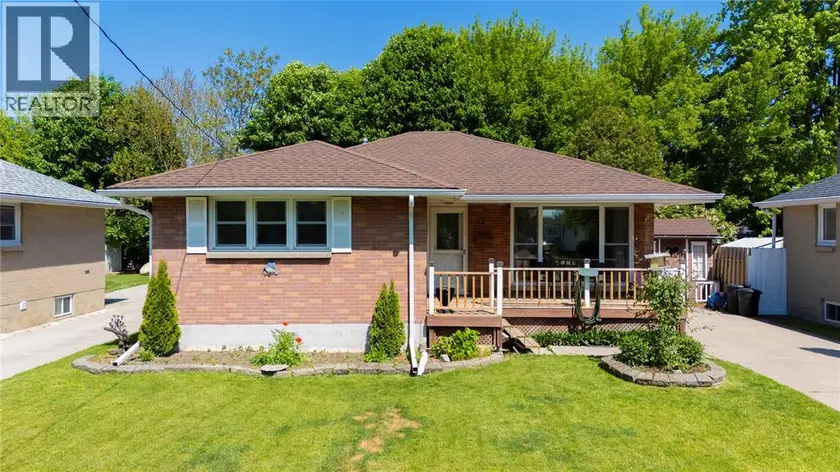 Detached at 97 Grey CRESCENT, Sarnia