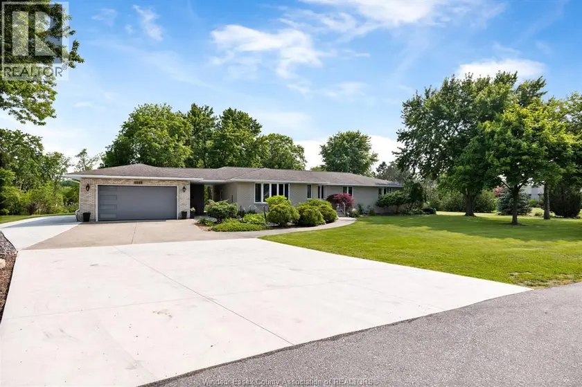 Detached at 1226 AIMEE STREET, Lakeshore