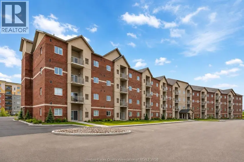 Apartment at 1888 WESTVIEW PARK Unit# 316, LaSalle