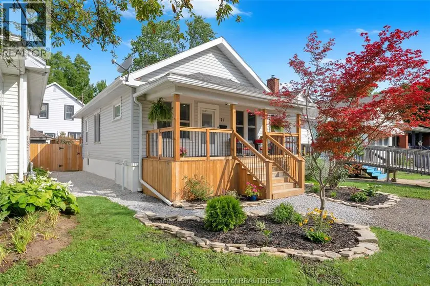Detached at 71 Forest STREET, Chatham
