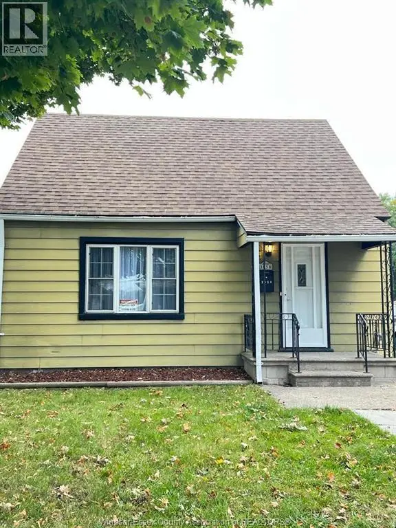 Detached at 1058 CALIFORNIA, Windsor