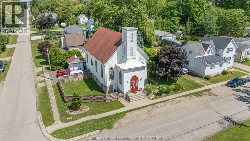 Detached at 203 McIntyre STREET, Dutton