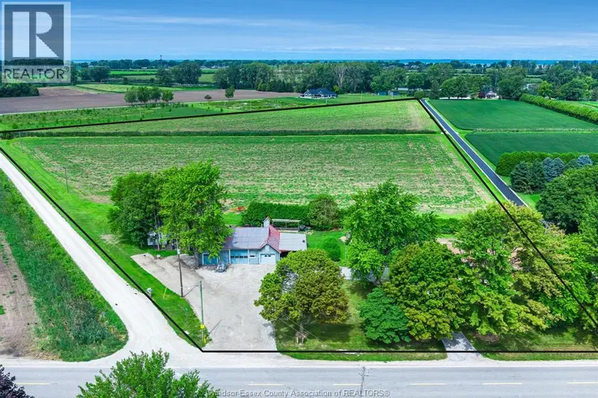 Detached at 21300 Tecumseh ROAD, Tilbury North