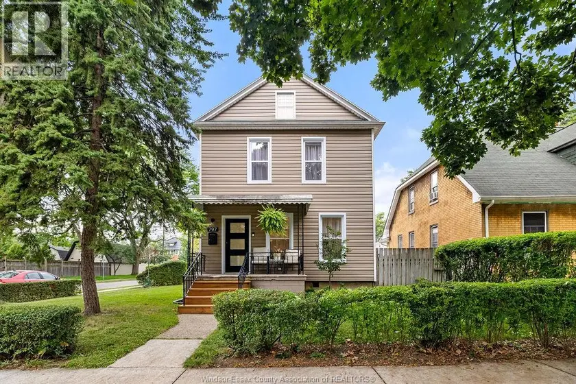 Detached at 797 MONMOUTH ROAD, Windsor