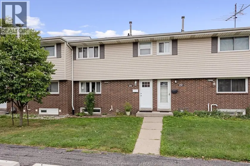 Townhouse at 2755 MEADOWBROOK Unit# 11, Windsor