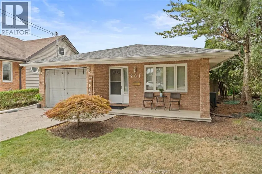 Detached at 281 ST PAUL AVENUE, Windsor