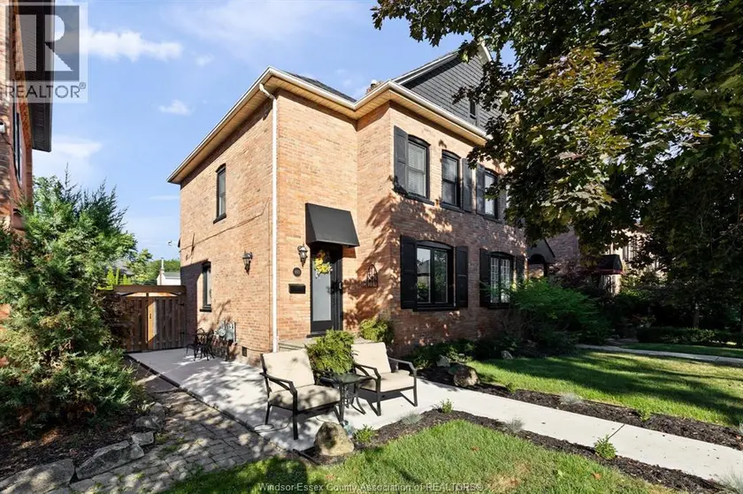 Townhouse at 853 MONMOUTH, Windsor