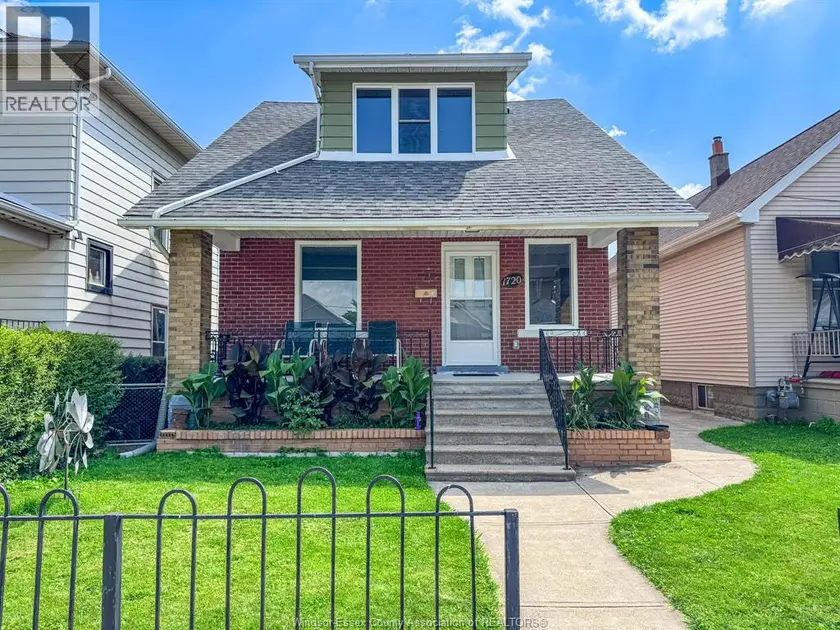 Detached at 1720 MARENTETTE AVENUE, Windsor
