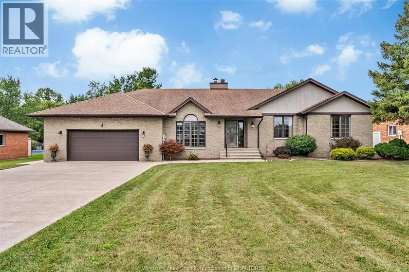 Detached at 367 ELMSTEAD, Lakeshore