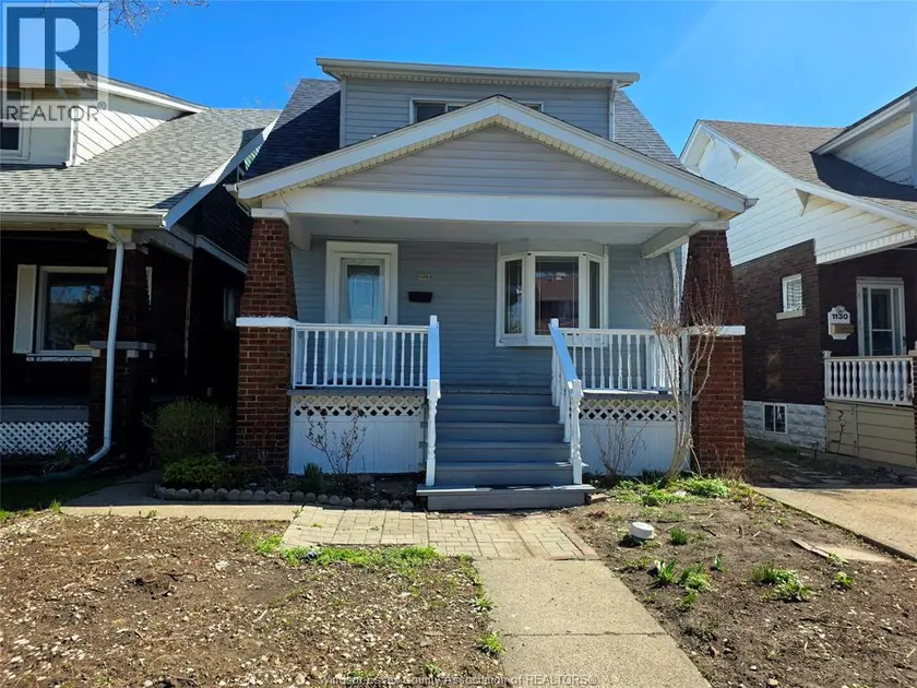 Detached at 1126 LOUIS AVENUE, Windsor
