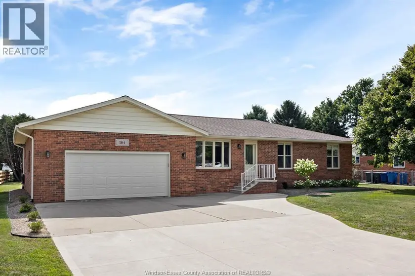 Detached at 164 COUNTY ROAD 34, Cottam