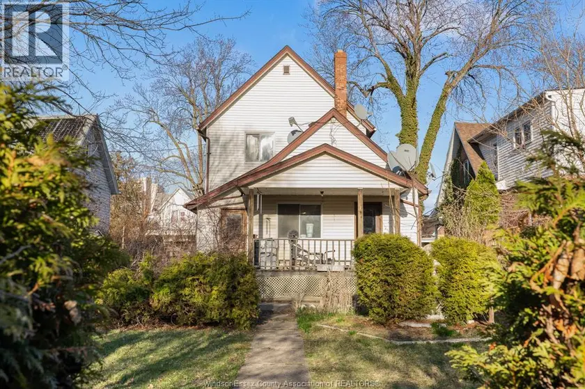 Detached at 497 Caron AVENUE, Windsor