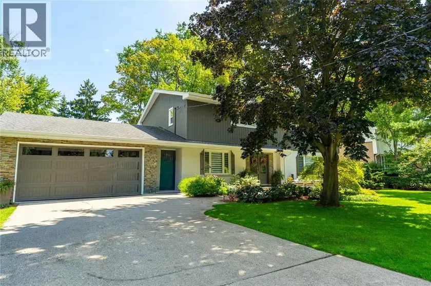 Detached at 1272 GLEN DOUGLAS DRIVE, Sarnia