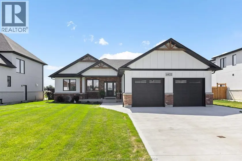 Detached at 4422 BELMONT, Lakeshore
